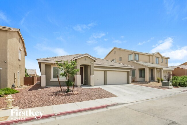 Building Photo - 3840 N Goldfield St