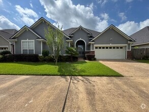 Building Photo - 127 La Belle Ln