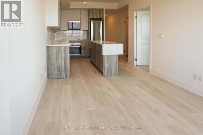 Photo du bâtiment - 297 Oak Walk Dr