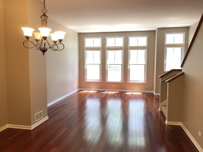 Building Photo - 152 River Walk Ct