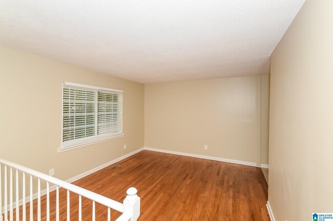 Building Photo - 1745 Molly Dr