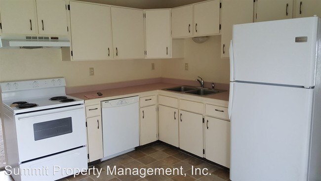 Foto del edificio - 4857 Country Club Ln