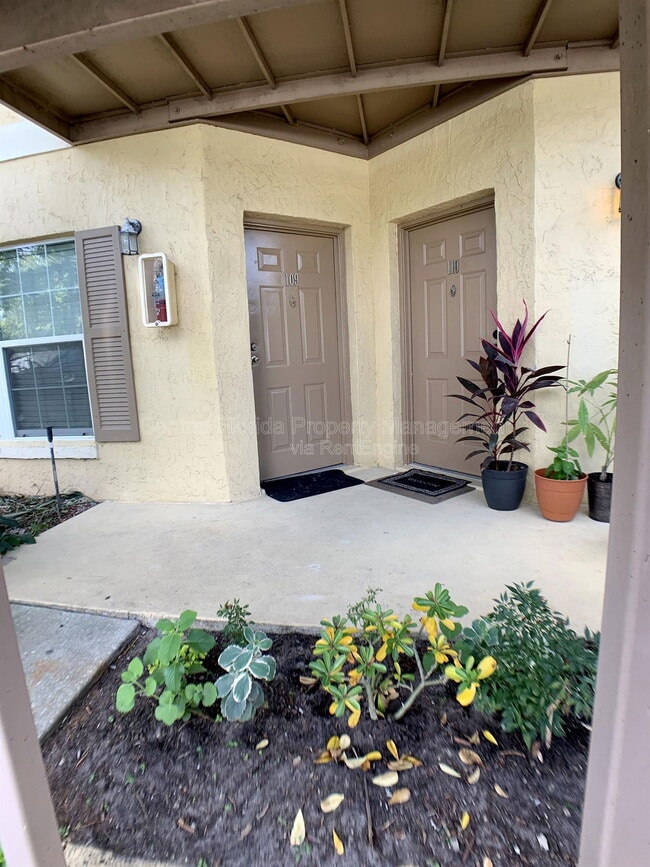 Photo - 3651 N Goldenrod Rd Apartment