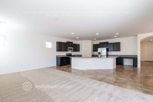 Building Photo - 1285 E Dragon Fly Rd