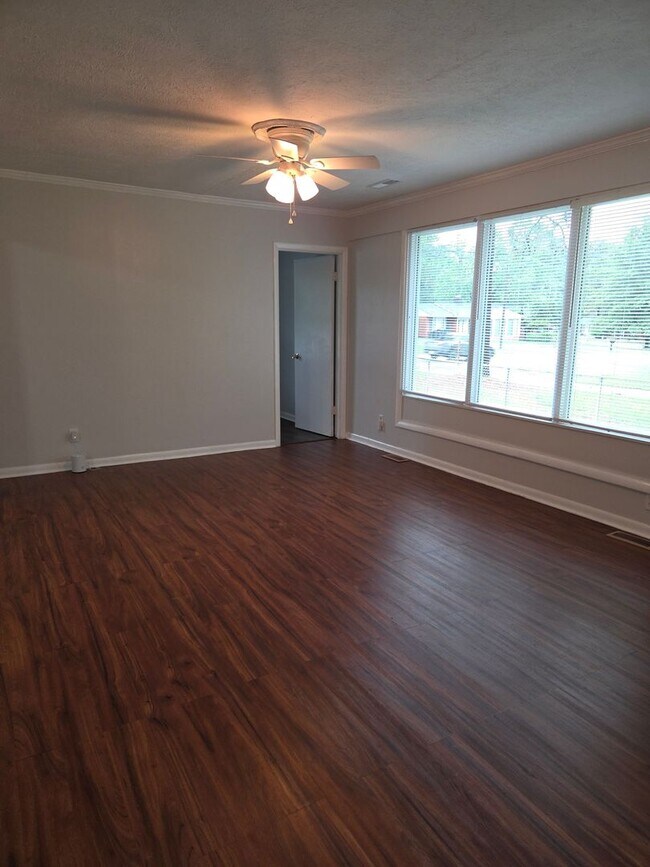 Foto del edificio - 4202 Coventry Rd