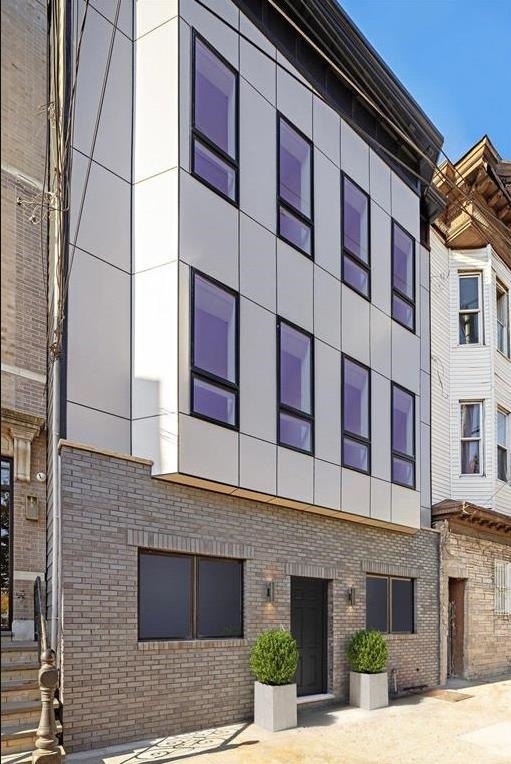 Building Photo - 489 Palisade Ave