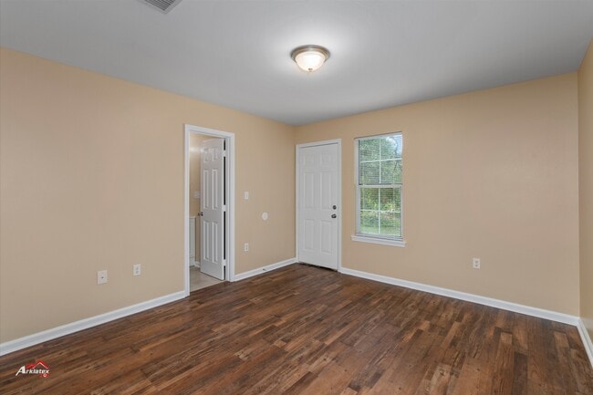 Foto del edificio - 1155 Pecan St