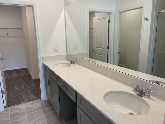 Foto del edificio - 1203 Cabot Cliffs Dr