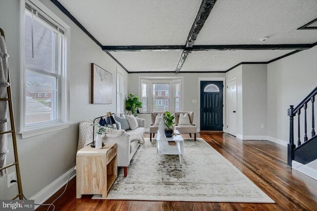 Building Photo - 1944 Quentin Rd