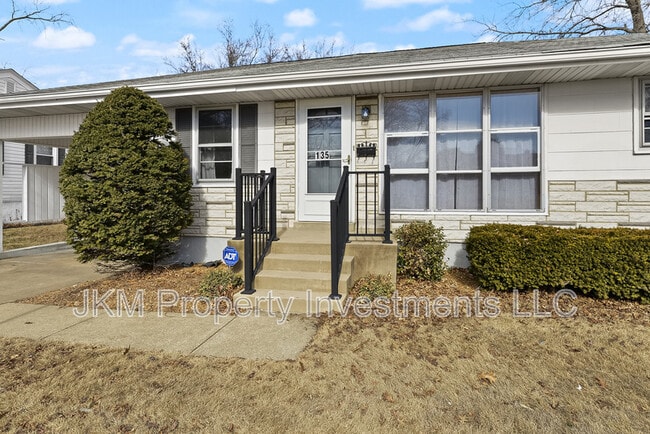 Foto del edificio - 135 St Maurice Ln