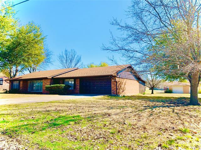 Building Photo - 306 Pecan St