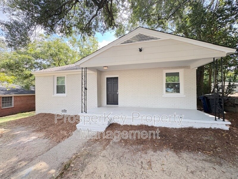 Primary Photo - 3640 Walton St
