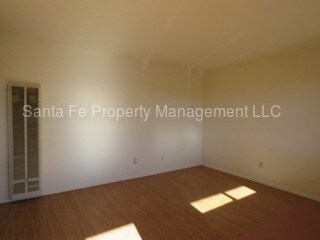 Foto principal - 302 Artist Rd