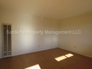 Primary Photo - 302 Artist Rd