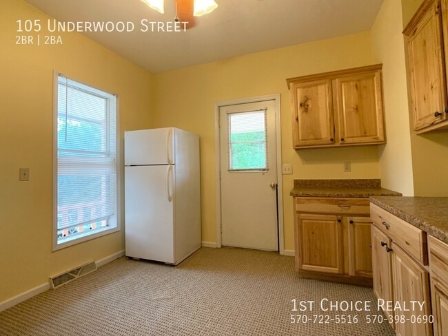 Building Photo - 105 Underwood St