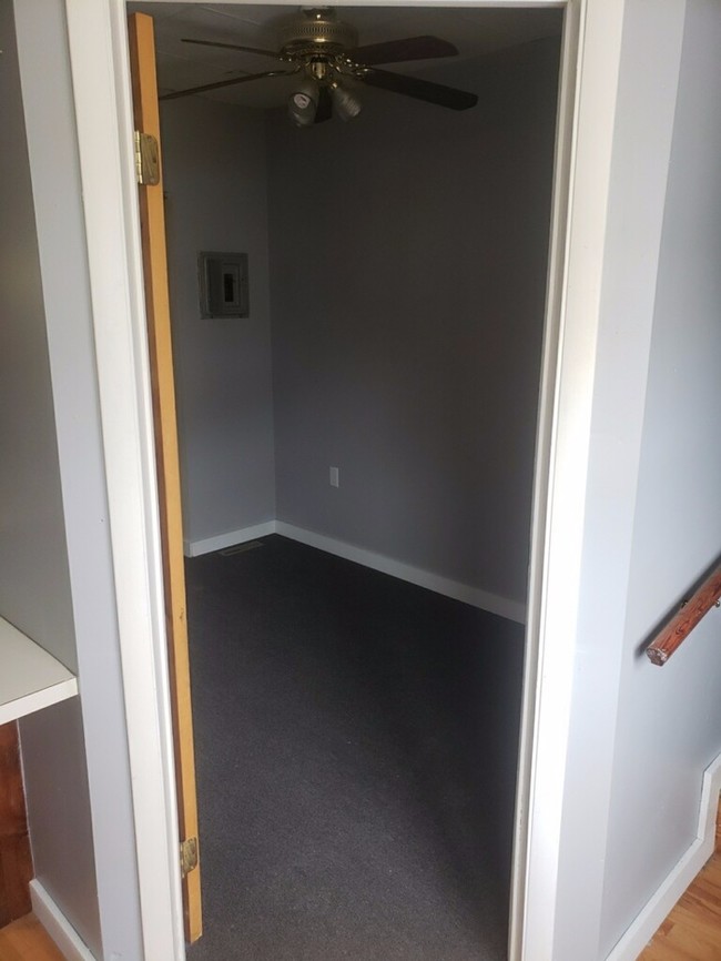 Building Photo - Fulton One bedroom in the Heart Of The City