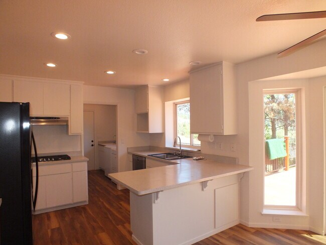 Foto del edificio - Apple Hill 3/2 cottage