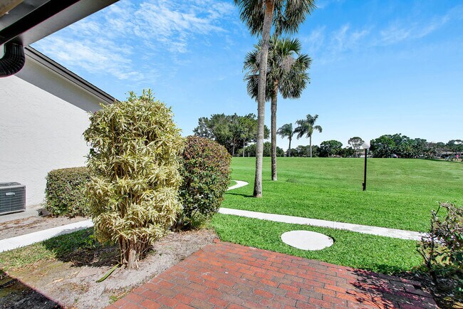 Building Photo - 3507 Longmeadow
