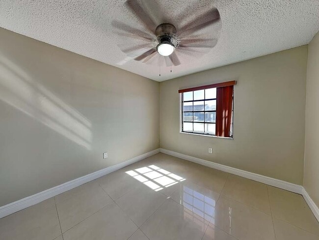 Building Photo - 14687 SW 56th Terrace