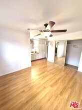 Building Photo - 2501 W Redondo Beach Blvd