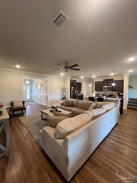 Foto del edificio - 6119 Cherry Hill Cir