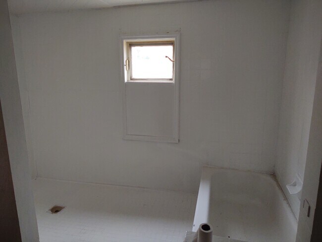 Building Photo - 26785 Edison Rd
