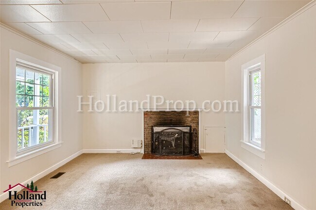 Building Photo - Wonderful 4-bedroom Single-Family Home in Hillsboro! APPLY NOW and get a discount on your first m...