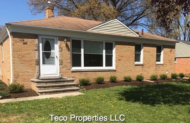 Building Photo - 2040 Doovys Drive