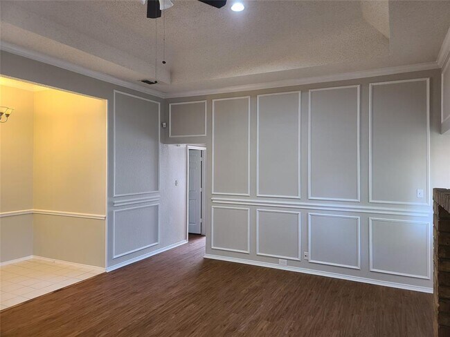 Building Photo - 1511 Lincoln Rd