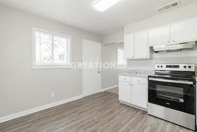 Foto del edificio - 4930 Bonnybrook Way