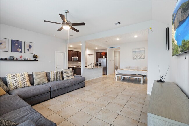 Foto del edificio - 24014 Silver Sunset Ln