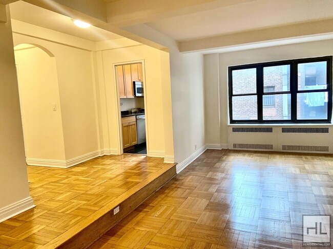 Foto del edificio - EAST 56 STREET