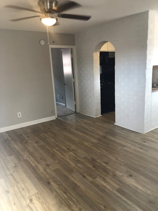 Building Photo - Forest Cove Apartments
