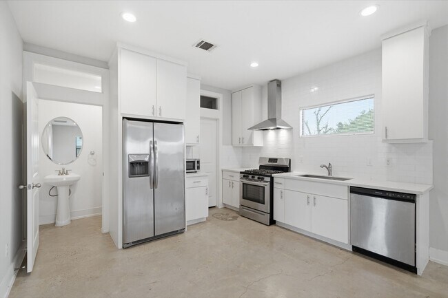 Foto del edificio - 603 Edgewood St