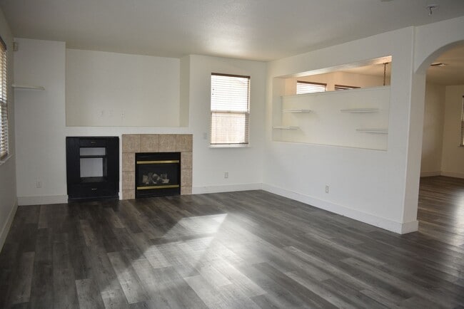 Building Photo - 125 Marinette Ct