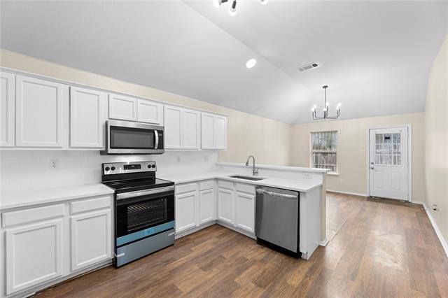 Building Photo - 2611 Cypress Point Dr