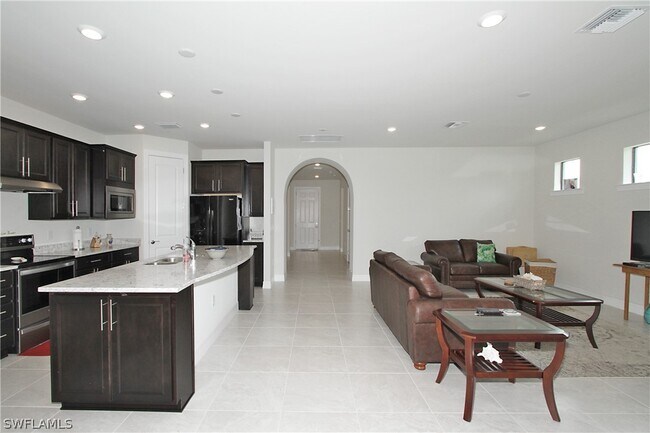 Building Photo - 11322 Tiverton Trce