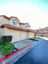 Building Photo - 3831 Creststone Pl