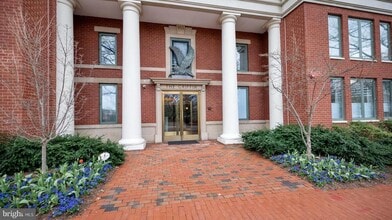 Building Photo - 955 26th St NW