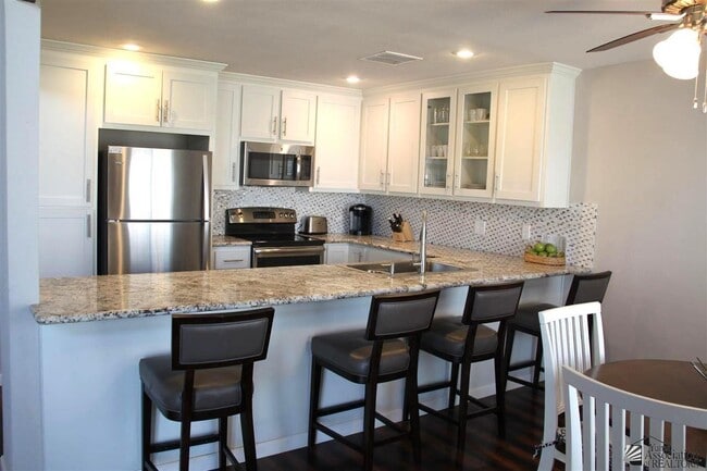 Building Photo - 10485 S Del Valle