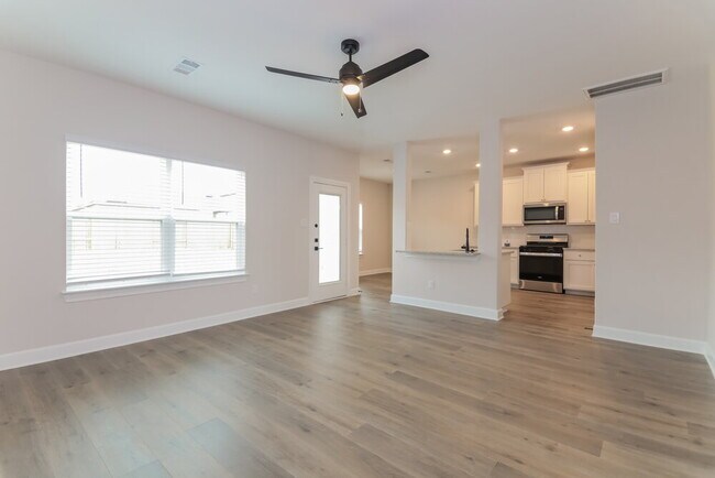 Foto del edificio - 1200 Princeton Hts Blvd