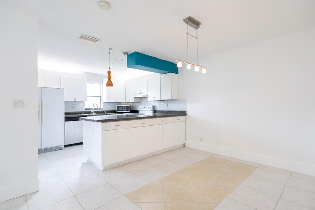 Foto del edificio - 9460 SW 61st Way