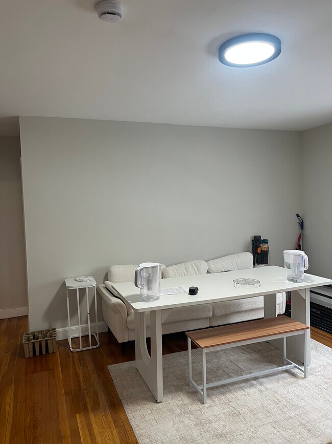 Building Photo - 69 Chiswick Rd