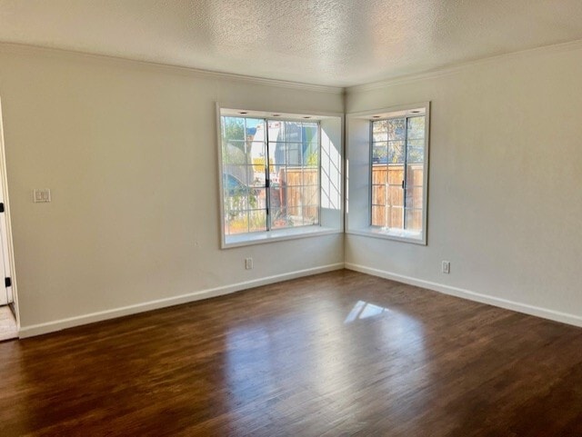 Building Photo - 1057 6th Ave