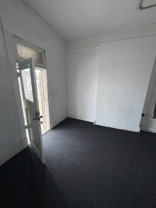Building Photo - 1100 Myrtle Ave
