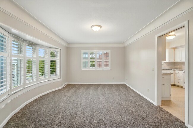 Foto del edificio - 4057 W Bancroft St