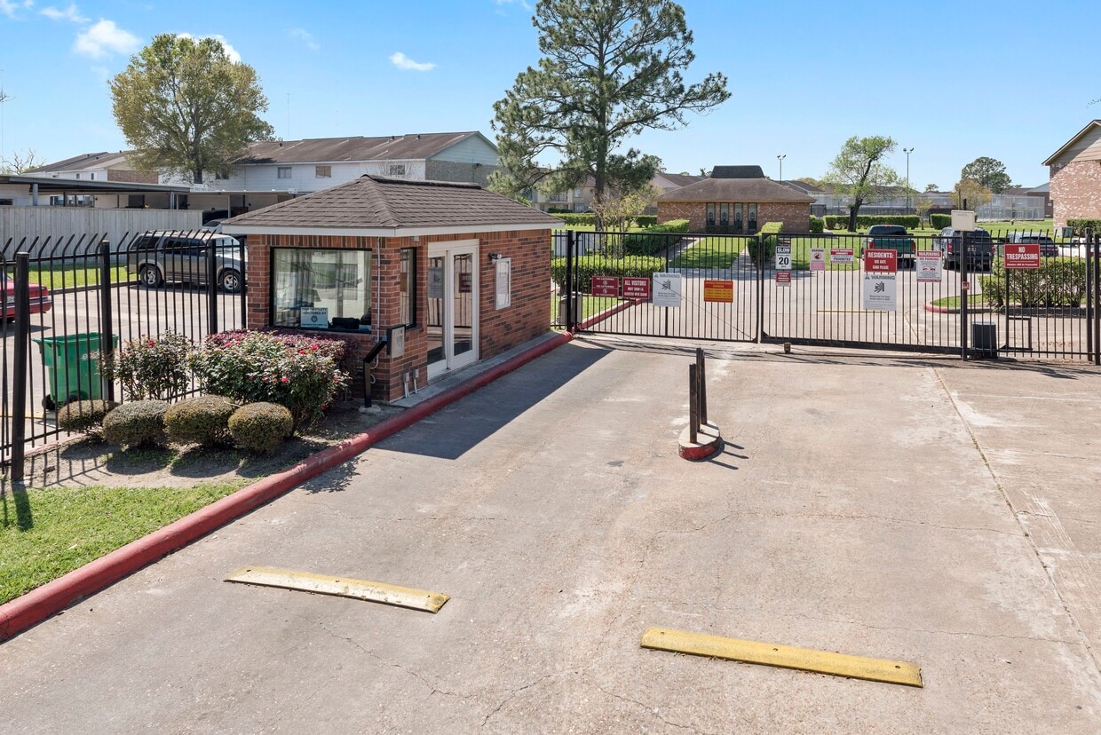 Photo - 7009 Chasewood