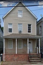 Building Photo - 145 Clark Pl