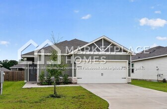 Building Photo - 15623 Plum Brk Dr