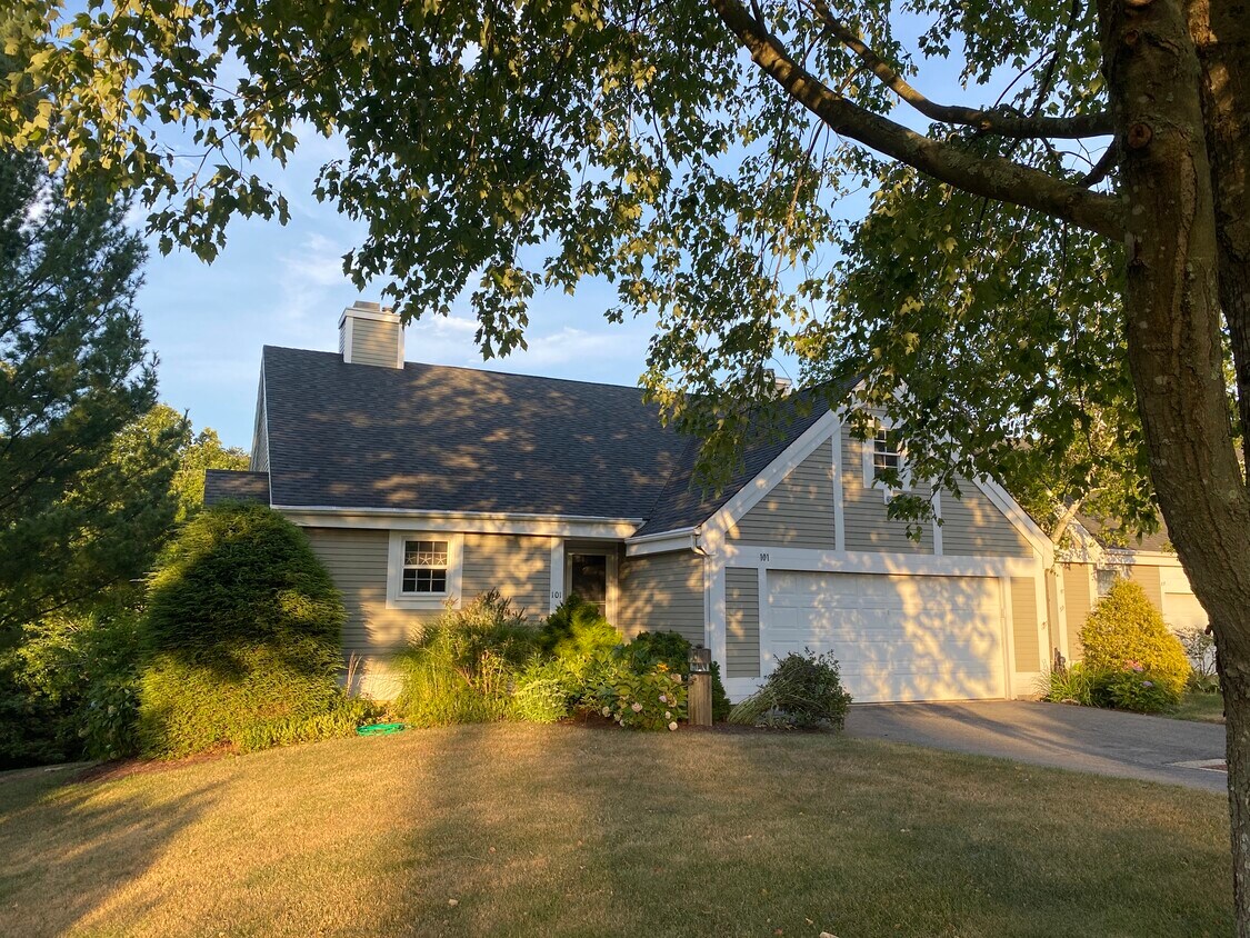 Foto principal - 101 Legend Hill Rd